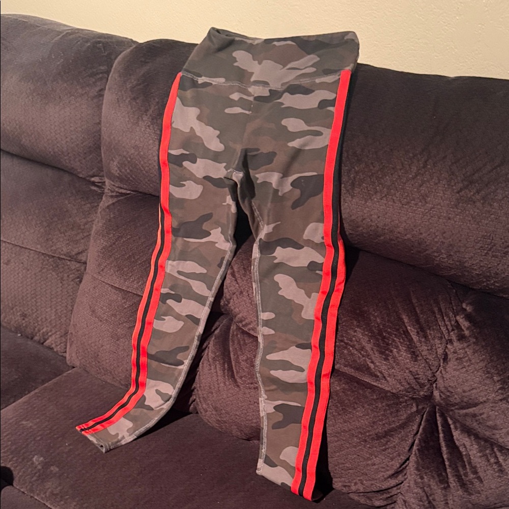 Garage Girls' Camo Leggings with Red Side Stripes